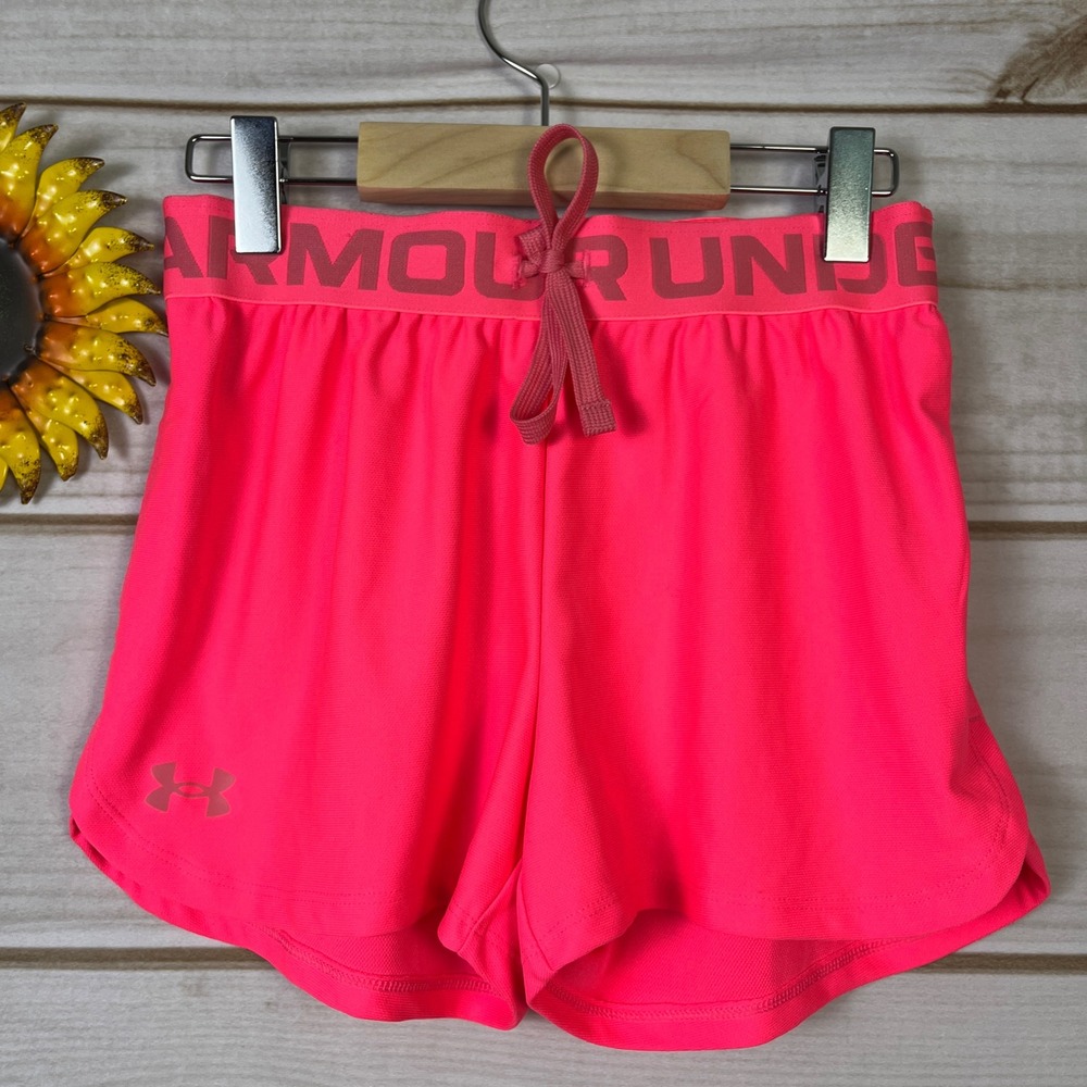 Under‎ Armour Girls Neon Pink HeatGear Athletic Shorts Youth Medium